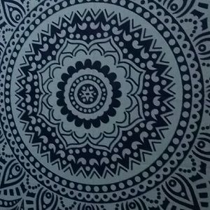 Meet your Posher, Chloe